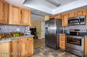 3621 E Columbine Dr, Phoenix, AZ 85032 photo 2