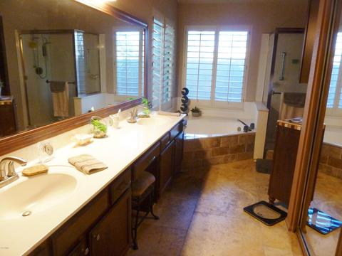 701 E Vaughn Ave, Gilbert, AZ 85234 photo 14