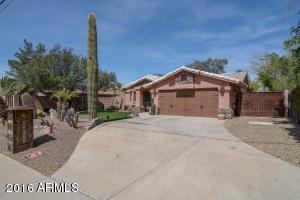 840 E Roberts Rd, Phoenix, AZ 85022 photo 9