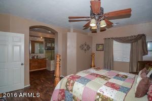 840 E Roberts Rd, Phoenix, AZ 85022 photo 29