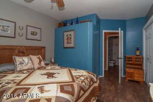 840 E Roberts Rd, Phoenix, AZ 85022 photo 36