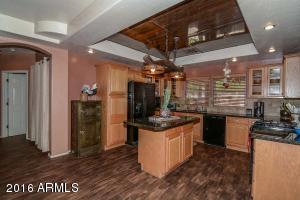 840 E Roberts Rd, Phoenix, AZ 85022 photo 5
