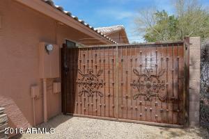 840 E Roberts Rd, Phoenix, AZ 85022 photo 13