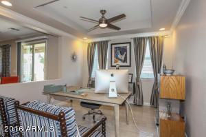 4650 E Beck Ln, Phoenix, AZ 85032 photo 5