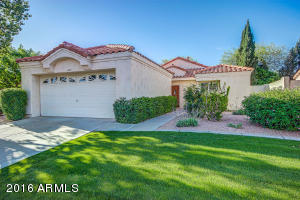 4115 E Becker Ln, Phoenix, AZ 85028 photo 1