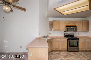 4115 E Becker Ln, Phoenix, AZ 85028 photo 10