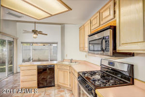 4115 E Becker Ln, Phoenix, AZ 85028 photo 11