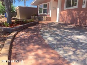 3726 E Shaw Butte Dr, Phoenix, AZ 85028 photo 2