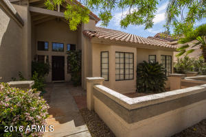 2309 E Pelican Ct, Gilbert, AZ 85234 photo 2