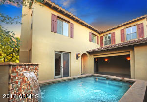 3993 E Robin Ln, Phoenix, AZ 85050 photo 1
