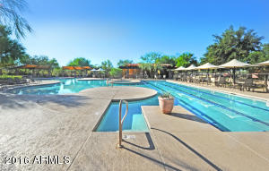3993 E Robin Ln, Phoenix, AZ 85050 photo 18