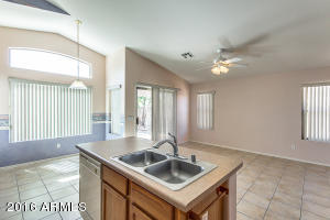 927 W 11th Ave, Apache Junction, AZ 85120 photo 8