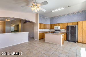 927 W 11th Ave, Apache Junction, AZ 85120 photo 5