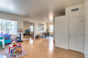 7210 S 39th Dr, Phoenix, AZ 85041 photo 3