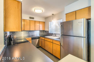 4352 N 36th St, Phoenix, AZ 85018 photo 5