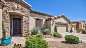 5375 S Eucalyptus Dr, Gilbert, AZ 85298 photo 3