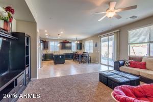 2550 E Penedes Dr, Gilbert, AZ 85298 photo 9