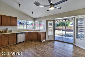 13 W Wickieup Ln, Phoenix, AZ 85027 photo 7