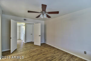 13 W Wickieup Ln, Phoenix, AZ 85027 photo 18