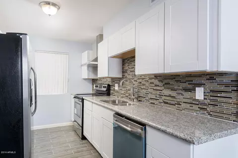 3749 E Montecito Ave, Phoenix, AZ 85018 photo 9