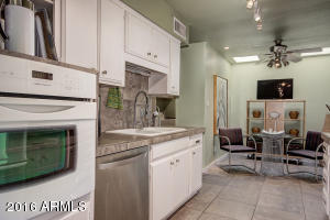 2606 E Osborn Rd, Phoenix, AZ 85016 photo 9