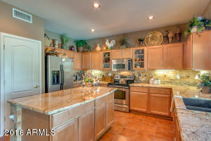 3532 E Latham Way, Gilbert, AZ 85297 photo 17
