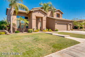 3532 E Latham Way, Gilbert, AZ 85297 photo 3