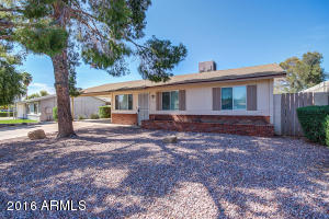 2932 E John Cabot Rd, Phoenix, AZ 85032 photo 2