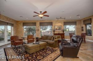 895 E County Down Dr, Chandler, AZ 85249 photo 11