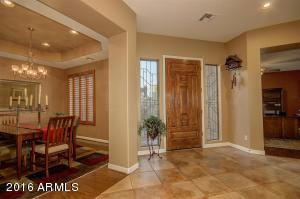 895 E County Down Dr, Chandler, AZ 85249 photo 5