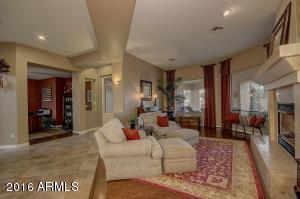895 E County Down Dr, Chandler, AZ 85249 photo 7