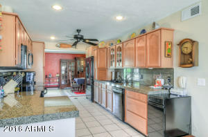 2901 E Cheryl Dr, Phoenix, AZ 85028 photo 2
