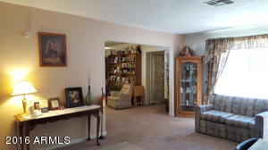 713 E Myrtle Ave, Phoenix, AZ 85020 photo 9