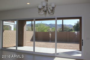 813 E Gary Ln, Phoenix, AZ 85042 photo 5
