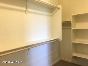 813 E Gary Ln, Phoenix, AZ 85042 photo 10