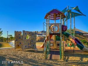 813 E Gary Ln, Phoenix, AZ 85042 photo 23
