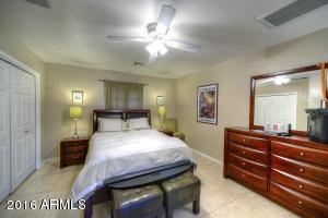 1510 E Berridge Ln, Phoenix, AZ 85014 photo 25
