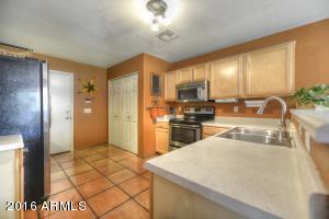 2015 E Bluefield Ave, Phoenix, AZ 85022 photo 9