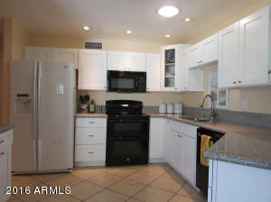 3118 E Topeka Dr, Phoenix, AZ 85050 photo 10