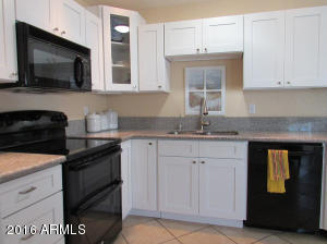 3118 E Topeka Dr, Phoenix, AZ 85050 photo 8
