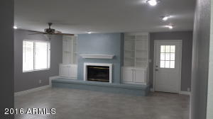 310 E Juniper St, Mesa, AZ 85201 photo 2