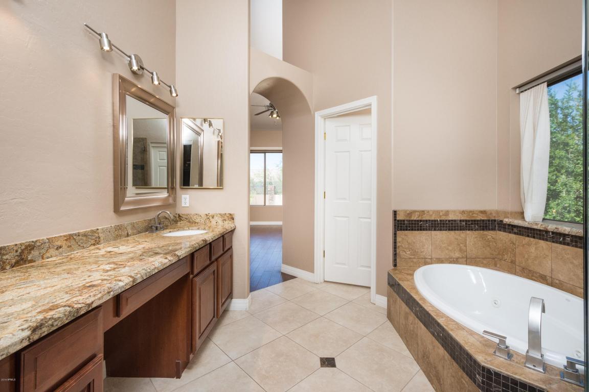 903 E Redfield Rd, Phoenix, AZ 85022 photo 13