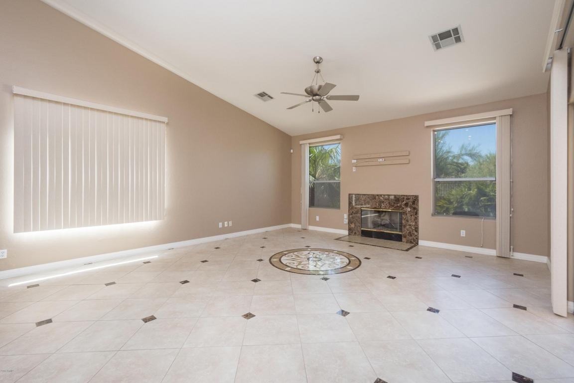 903 E Redfield Rd, Phoenix, AZ 85022 photo 4