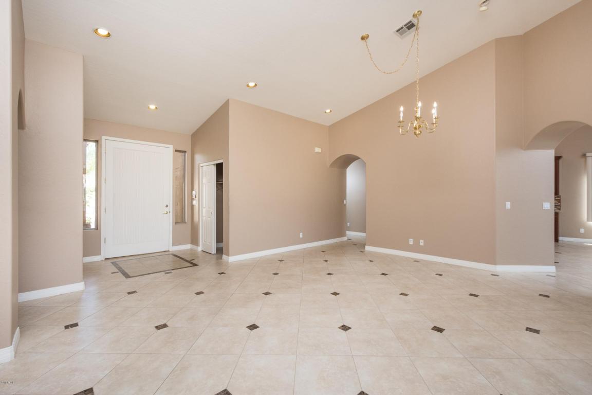 903 E Redfield Rd, Phoenix, AZ 85022 photo 8