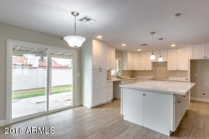 1338 E Redfield Rd, Tempe, AZ 85283 photo 1