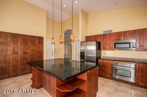 1425 W Iris Dr, Gilbert, AZ 85233 photo 3