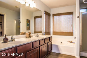 3940 E Derringer Way, Gilbert, AZ 85297 photo 25