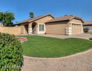 1338 S Porter St, Gilbert, AZ 85296 photo 1