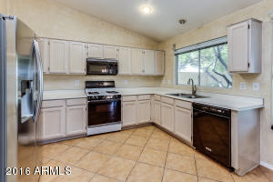 332 E Arabian Dr, Gilbert, AZ 85296 photo 16