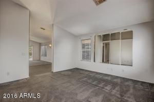 8644 E Capri Ave, Mesa, AZ 85208 photo 4
